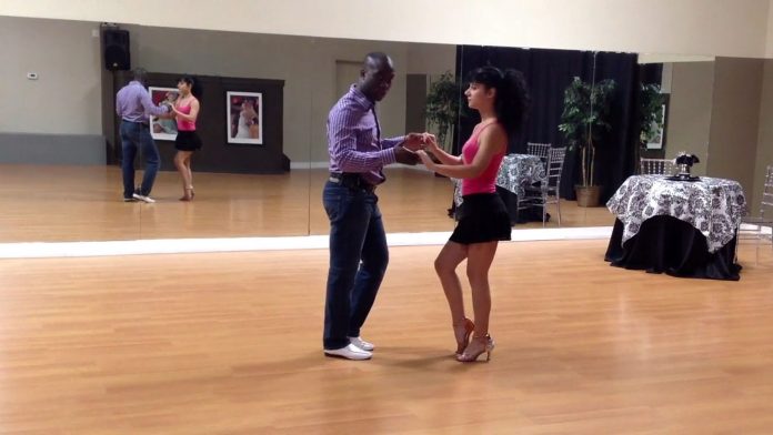 Learn How 2 Dance - Bachata Beginner by Darren Stuart - Dance With Me India