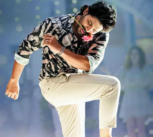 Allu Arjun - Tollywood Dance - Dance With Me India