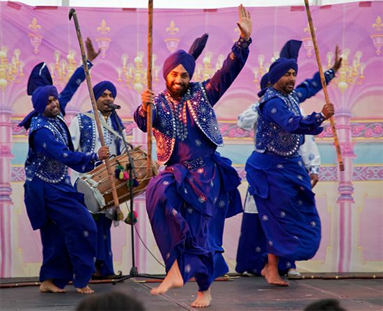 Cultural Dance Form Bhangra - Dance With Me India