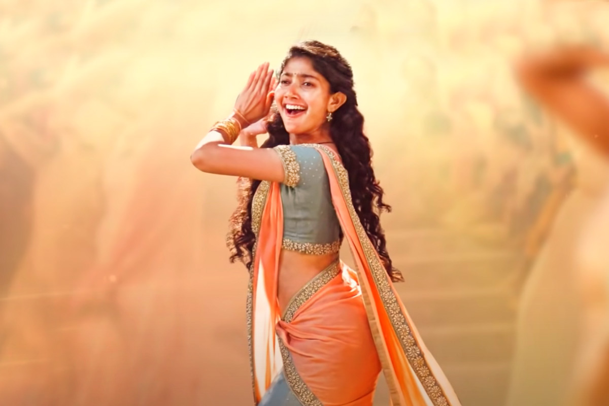 Sai Pallavi - Tollywood Dancer - Dance With Me India