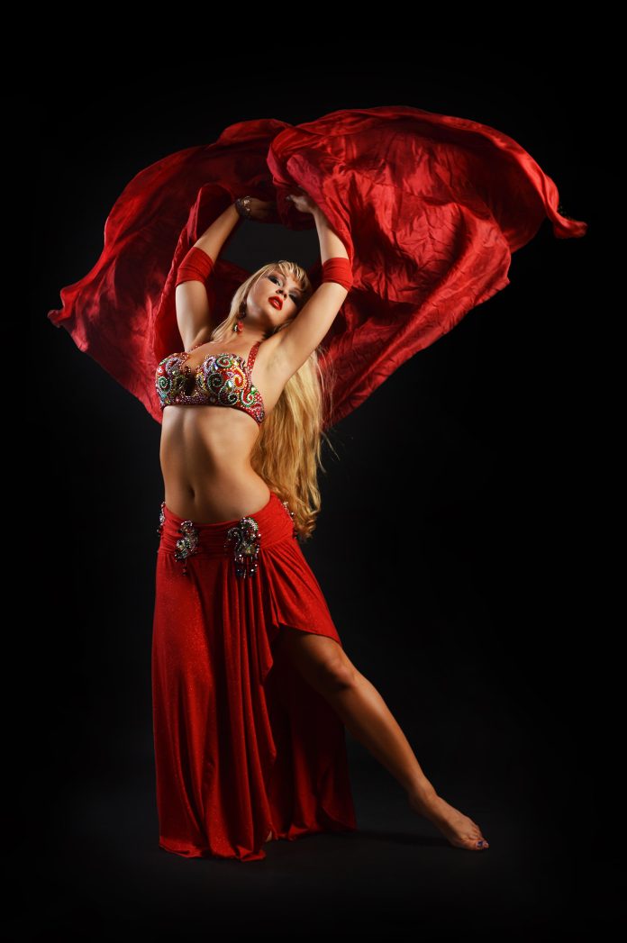 Shalilah - Online Belly Dancing Artist and Teacher - Dance With Me India - Poland Dubai UK Suisse Global