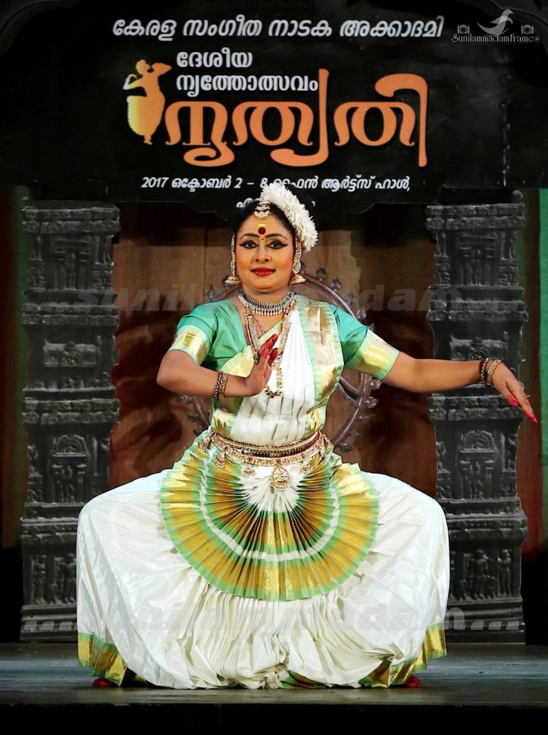 International Academy of Mohiniyattam New Delhi Delhi 7 768x1030