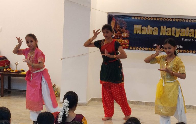 Maha Natyalaya Bharatanatyam Dance Academy Pune Maharashtra 2 768x488