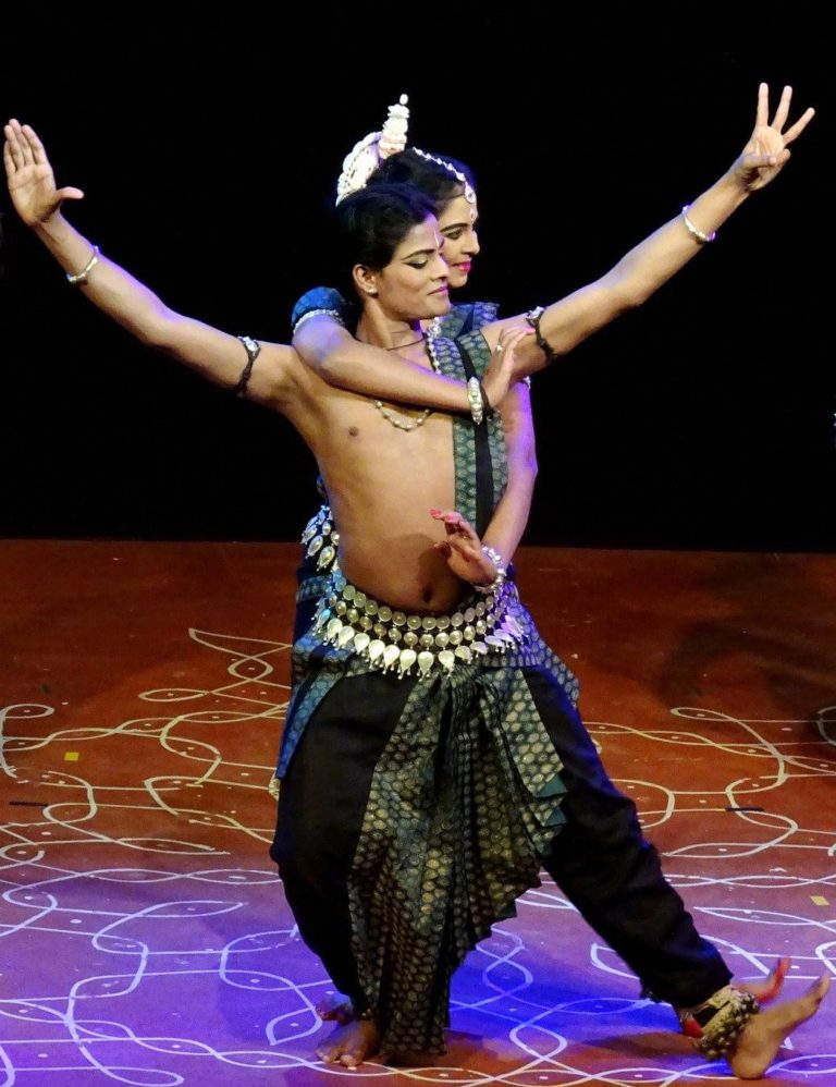 SṚJAN Guru Kelucharan Mohapatra Odissi Nrityabasa Odisha 2 768x998